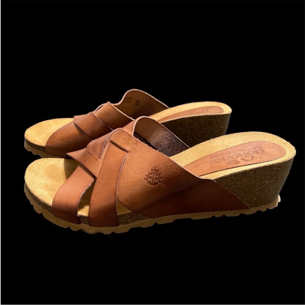 YOKONO
Made In Spain Leather Cross Band Wedge Sandals